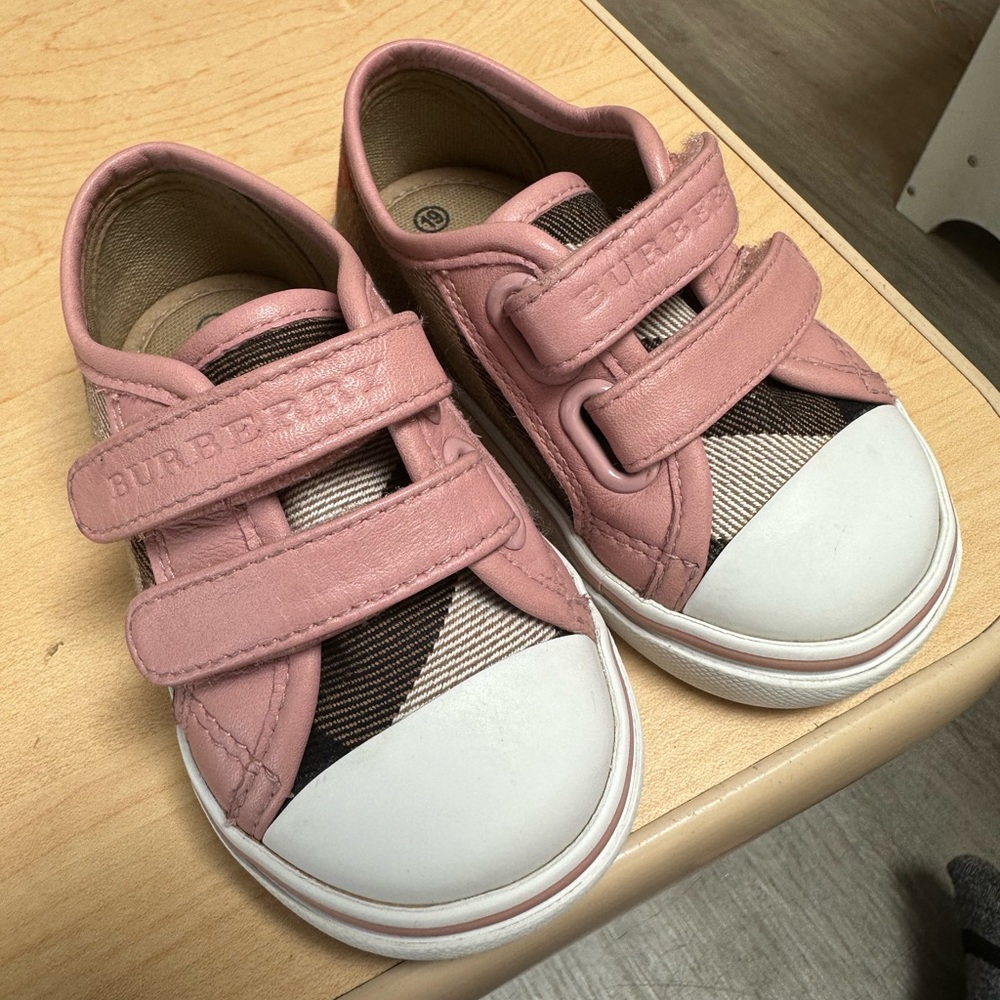 Burberry shoes & Burberry jeans